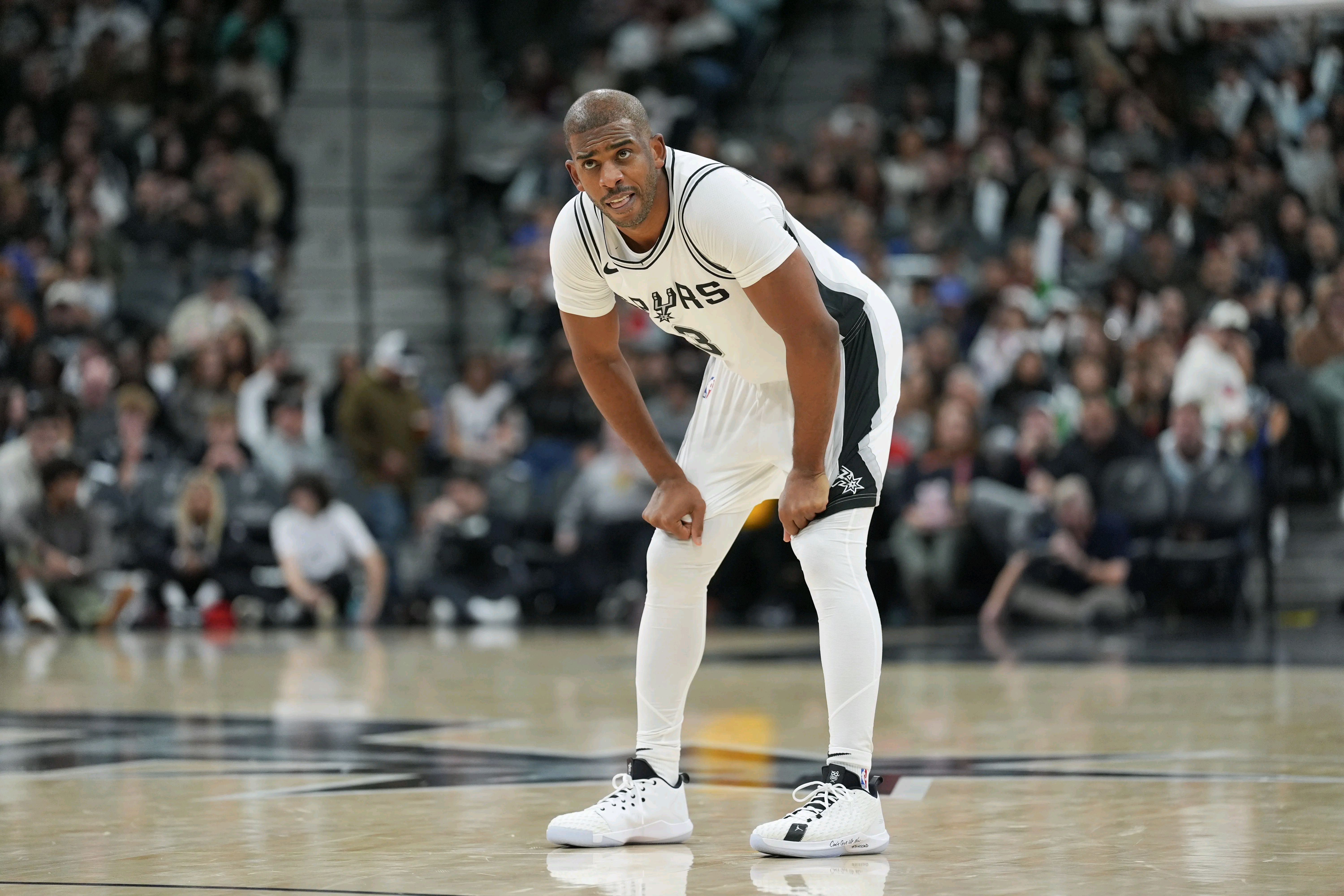 火箭绝杀快船,保罗统治全场的简单介绍 火箭绝杀快船,保罗统治全场的简单介绍